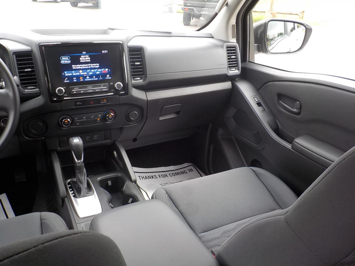 2024 White /Gray Nissan Frontier s (1N6ED1EJXRN) with an 3.8L V6 engine, Automatic transmission, located at 1617 W Church Street, Livingston, TX, 77351, (936) 327-3600, 30.710995, -94.951157 - ONE OWNER!! LOW MILES!! CREW CAB!! - Photo#12